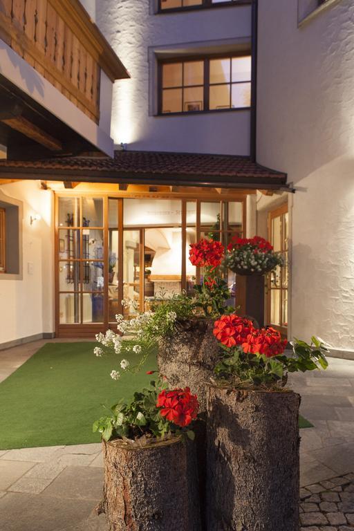 Landhotel Tharerwirt Olang Exterior photo